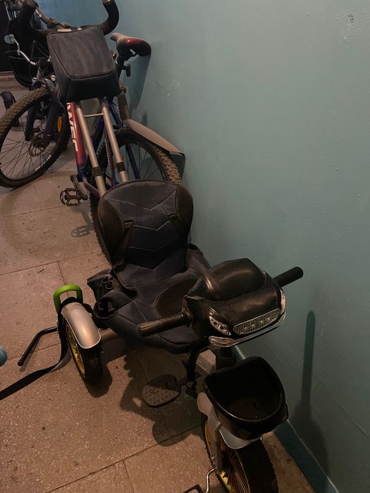 Велосипед трехколесный