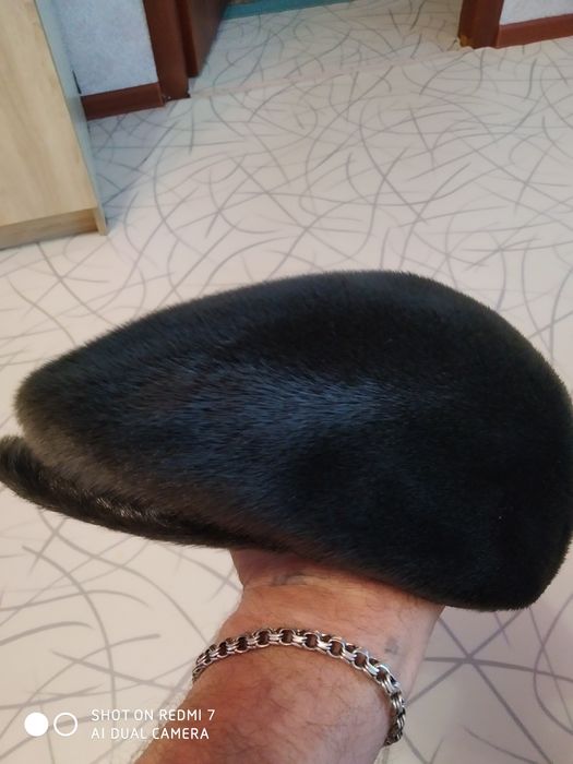 Головные уборы,кепка