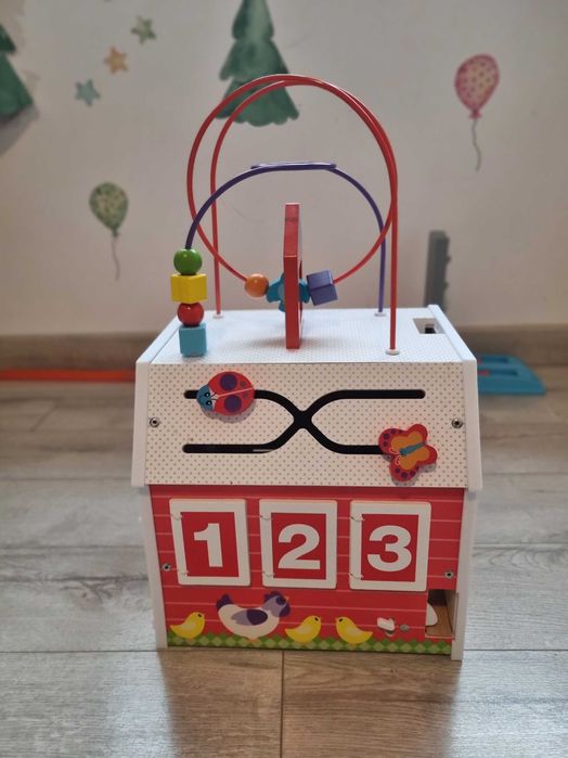 Centru activitati lemn Melissa&Doug