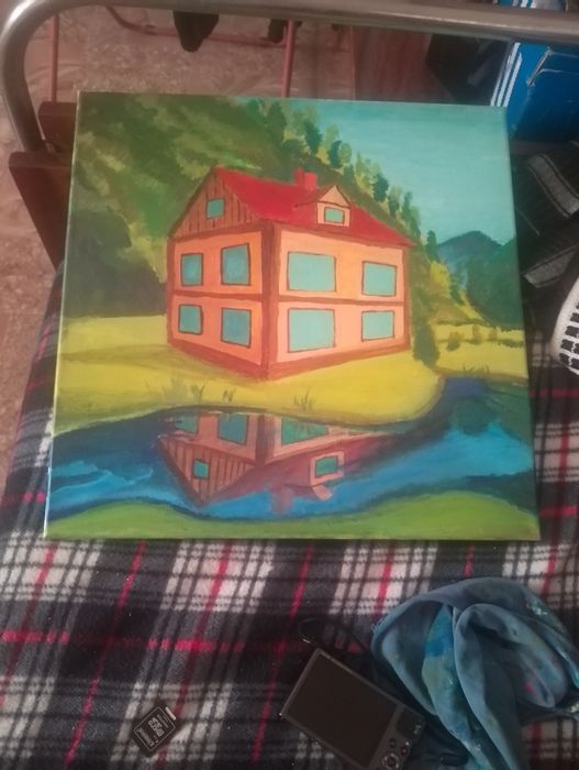 Къща край горската река