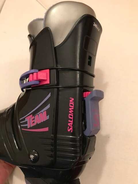 Продавам скиорски обувки SALOMON