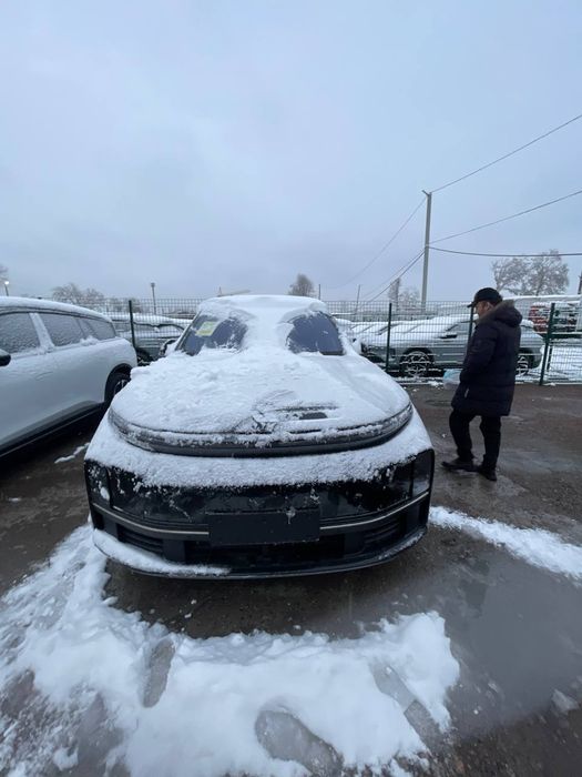 LIXIANG L9 ULTRA ful 2025 yil Restaling