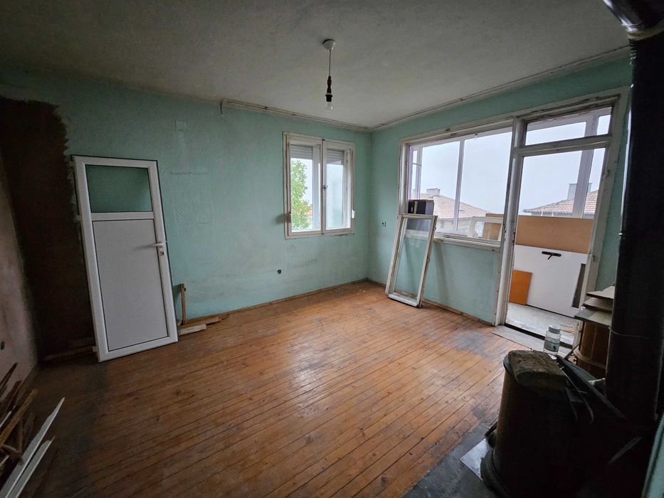 Многостаен апартамент в гр.Асеновград.