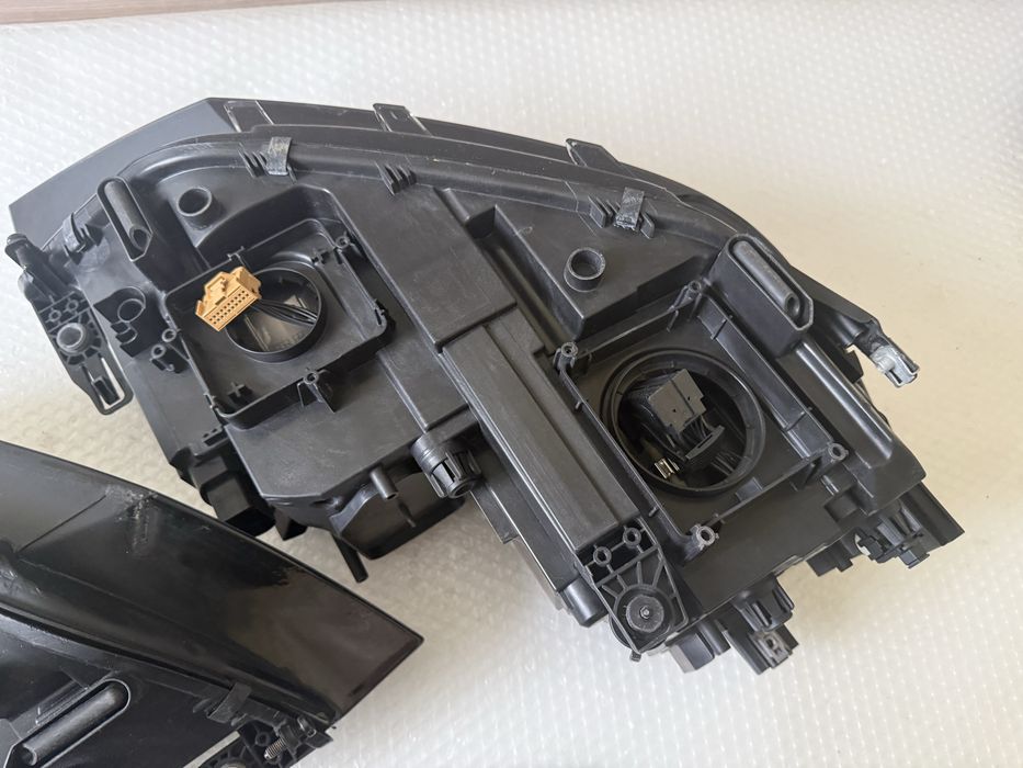 Фар девен и ляв VW Touran Full LED Туран различни видове