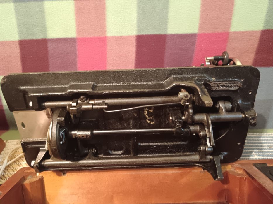 Mașina de cusut dupa patent Singer( Rusia 1968-1970)