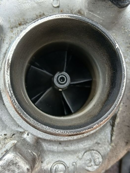 Turbina Turbo 1.9 TDI BLS 105 cp DPF Passat B6 Golf 5 6 Touran Skoda