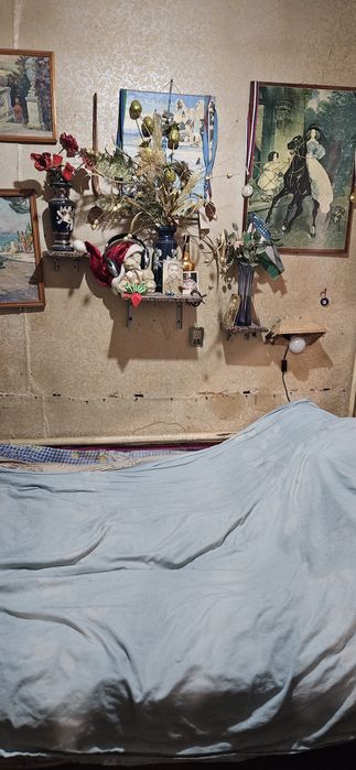 Продаётся возле ТТЗ 4  2/1/4