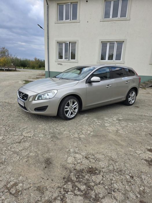 De vanzare  Volvo V60