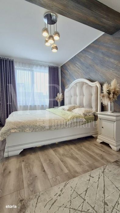 Apartament 3 camere de vanzare in Floresti