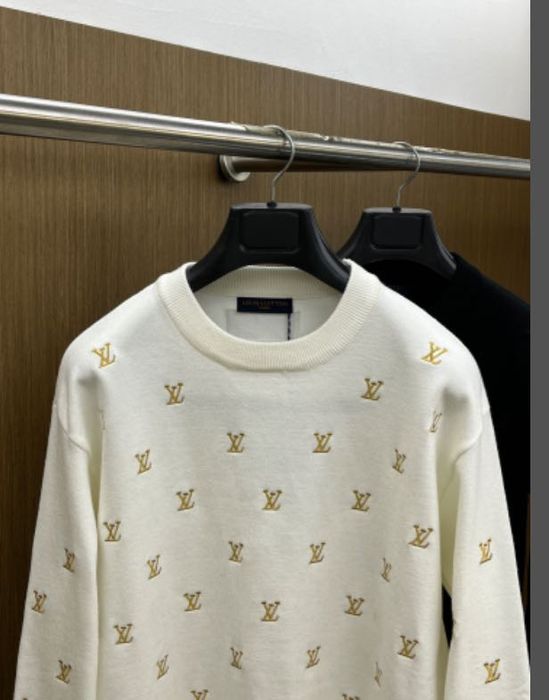 Яке Louis Vuitton   Всичките размери има