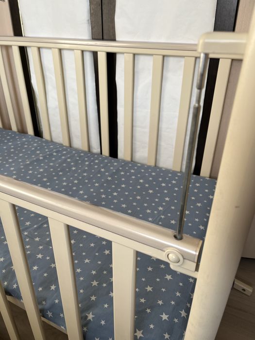 Продам кровать детскую