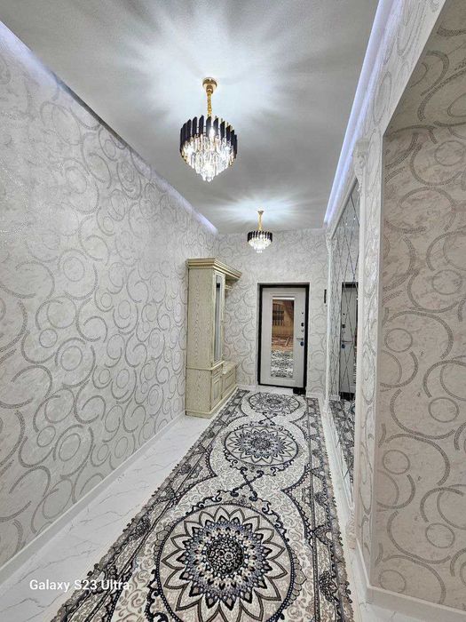 Vokzalda 3 xonali uy sotiladi 92м²