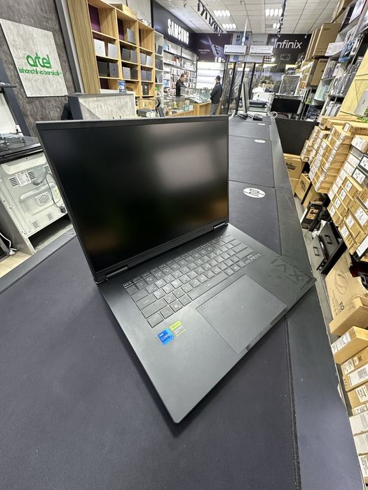 Gigabyte G6 i7-13700H