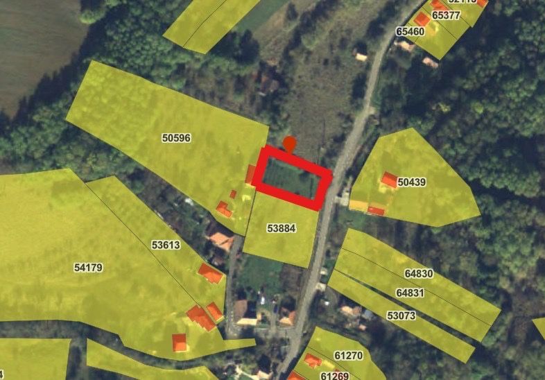 Vand teren intravilan-783 mp cu utilitati la poarta si drum asfaltat