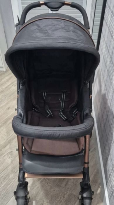 Продам коляску Hauck
