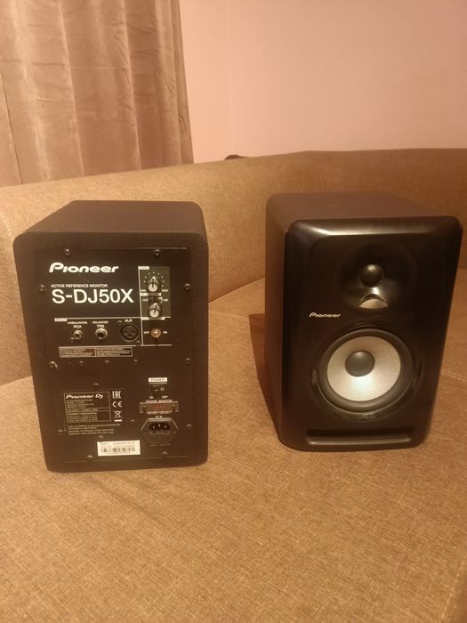 Pioneer monitoare active