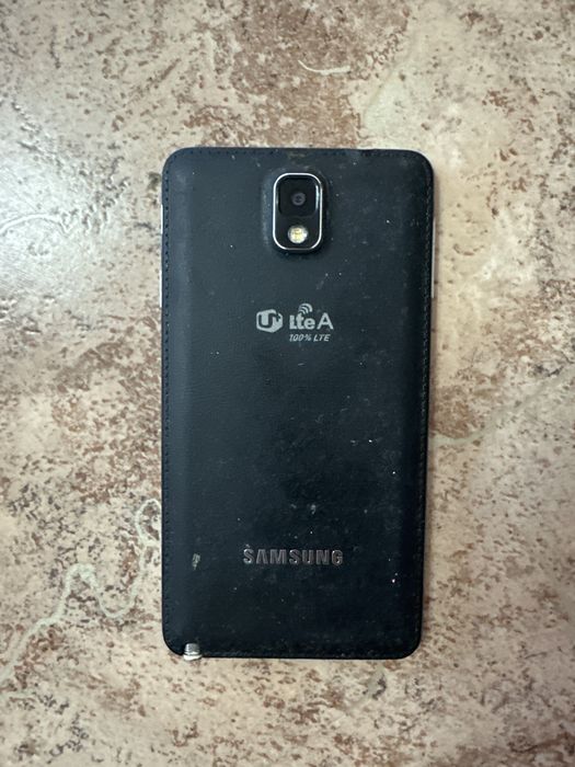 Продам б.у телефон нот 3 samsunq