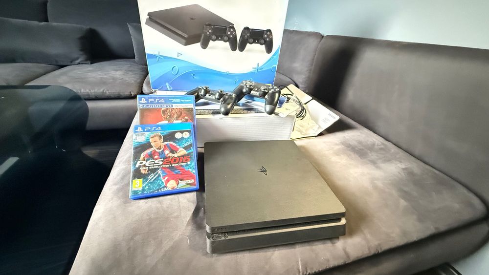 Плейстейшън 4 PS4