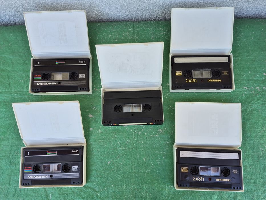 Vând 5 casete video 2000 VCC originale Grundig, Siemens, Sony 120,240,