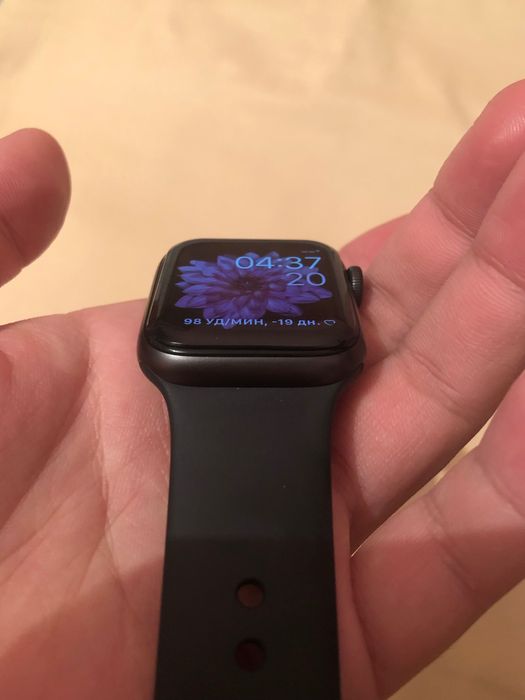 Apple Watch SE (40 mm)