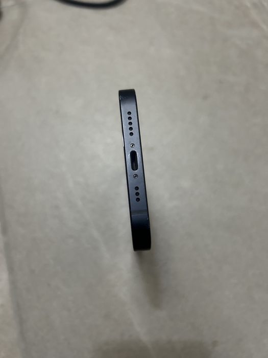 Iphone 12 64gb negru