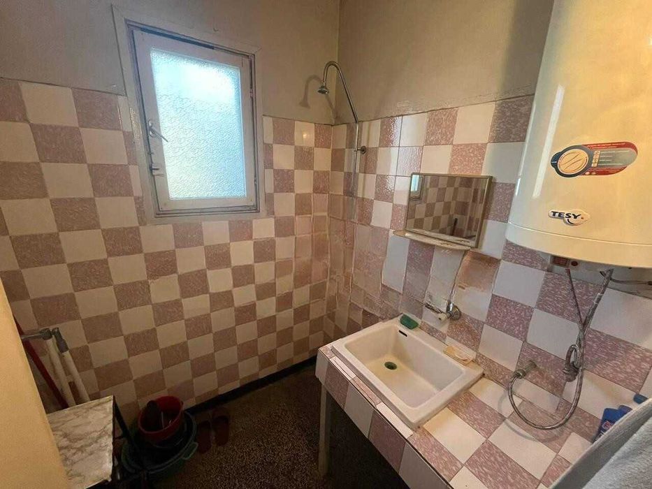 Продава се Двустаен апартамент в Пловдив, Кършияка - 60 кв.м за 807 €/кв.м - Снимка #3