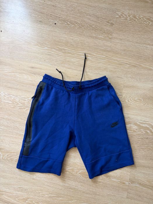 Nike S tech fleece