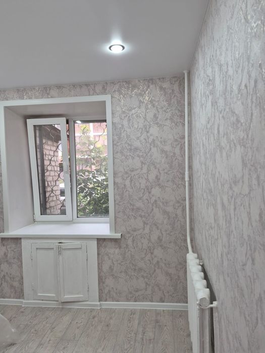 Продам 1 ком квартиру район 8 школы