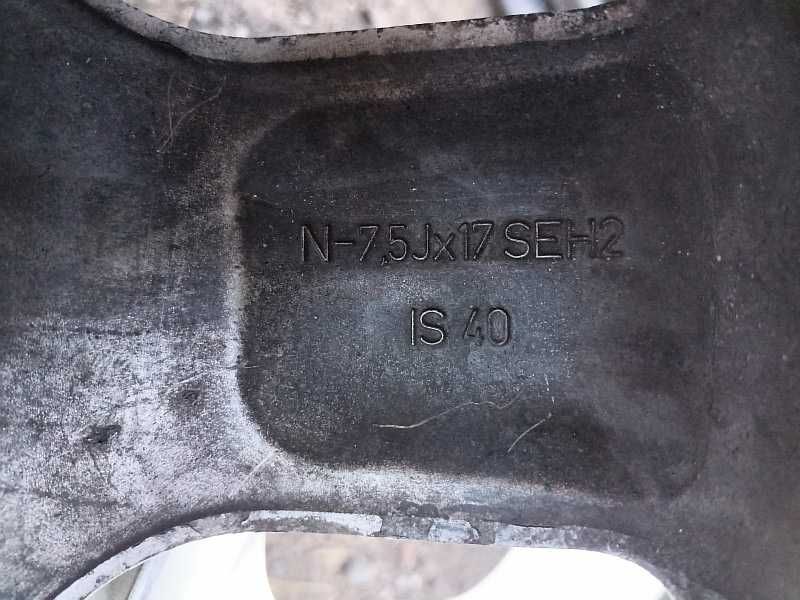 Продам оригинальные легкосплавные диски 57 стиль