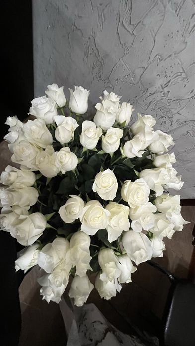 Букет из 51 белой розы
