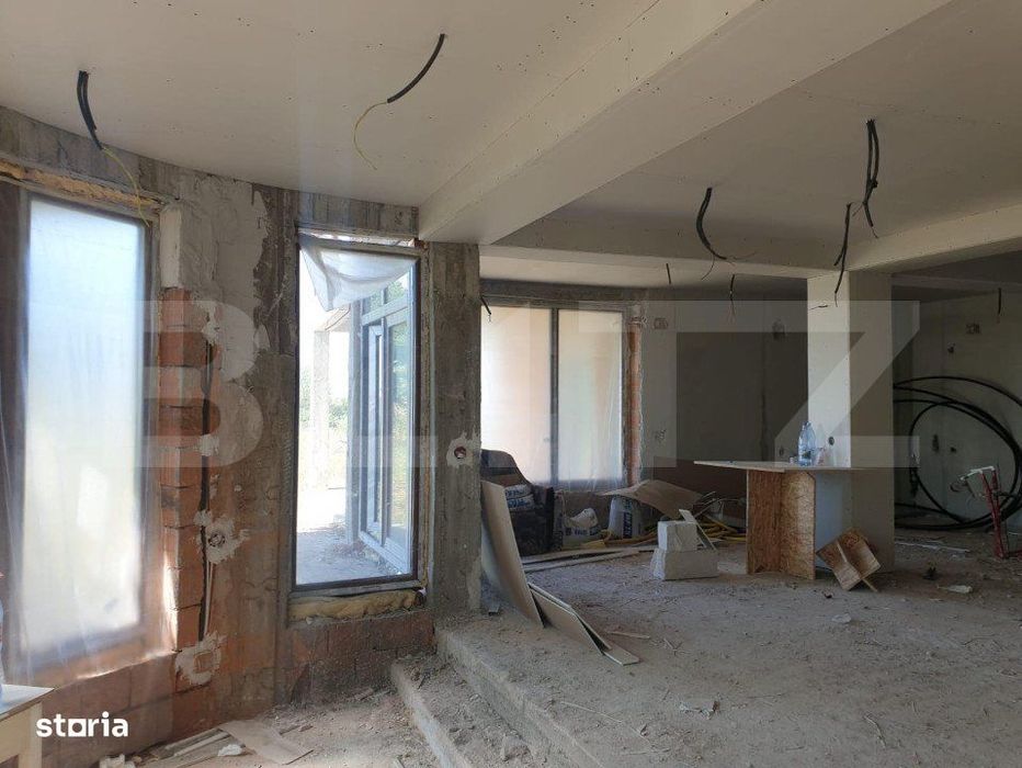 Casa/Vila, 341 mp construiti, teren 1000 mp, Tartasesti