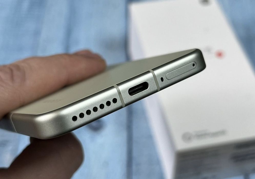 Xiaomi 15 состояние отличное