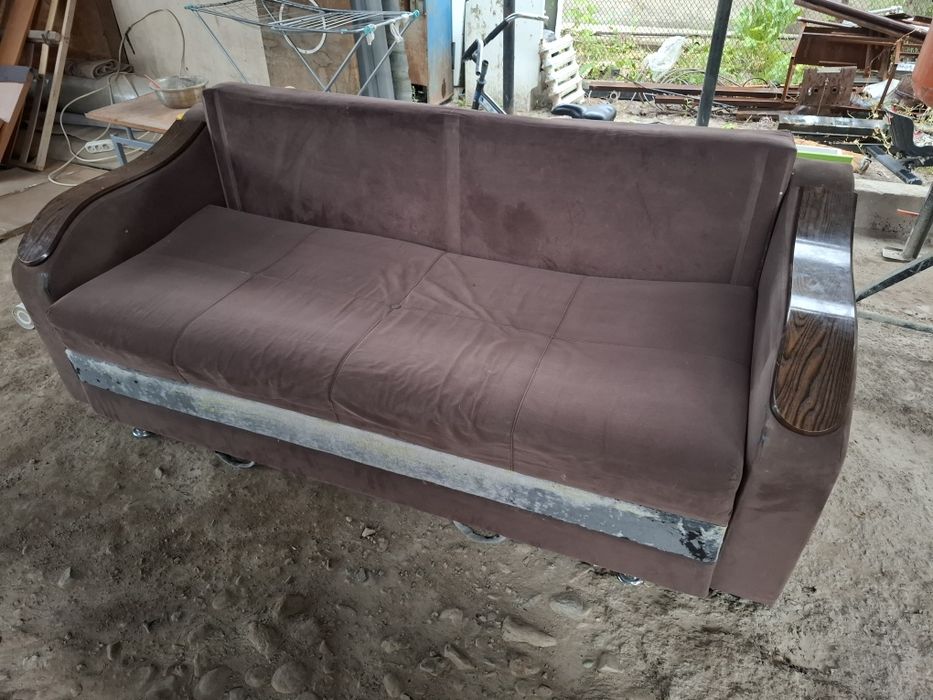 Продам диван бу в комплекте 2 подушка