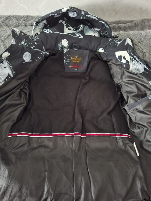 Продам куртку для  мальчика