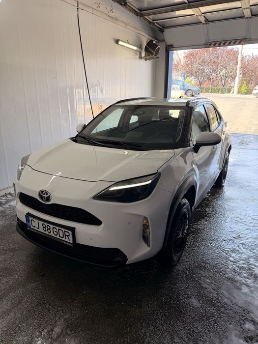 Toyota yaris cross 2025/Active+ senzori parcare