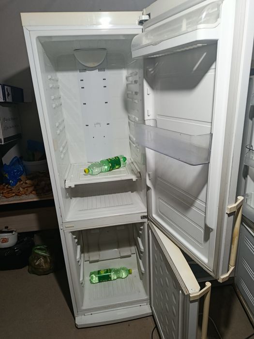 Холодильник 2  шт