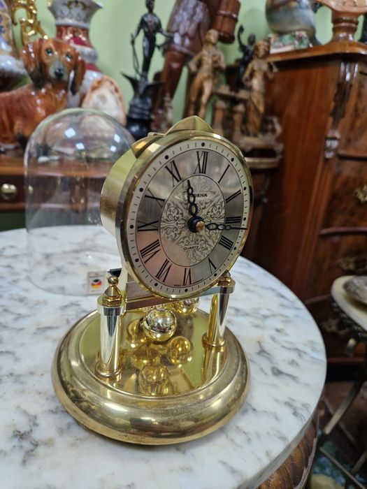 Прекрасен колекционерски 400 дневен часовник Dugena