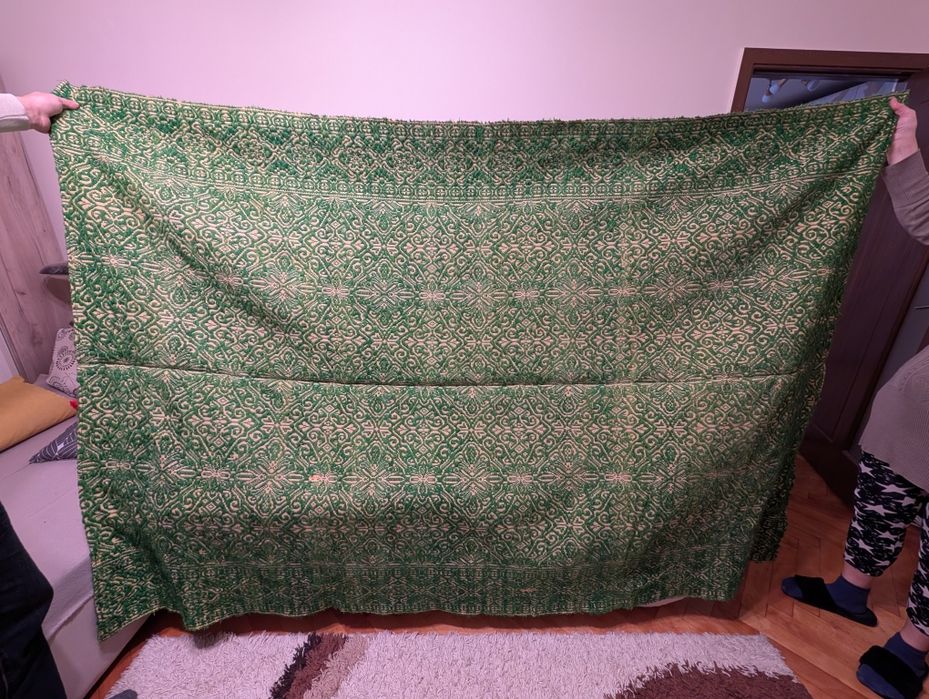 Covoare, cuverturi țesute la război traditional