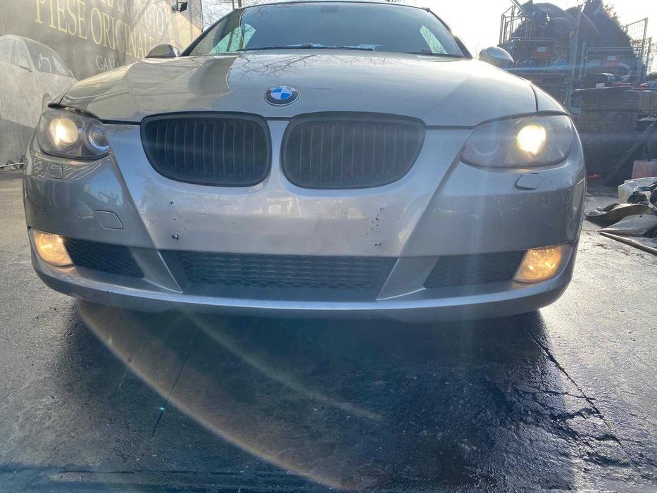 Dezmembrez bmw 330d e92 manual/seria 3/bara e92/capota/far e92/m57/