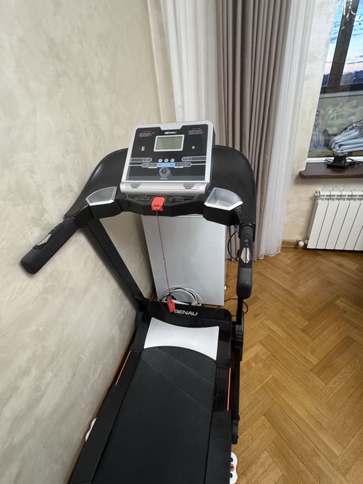 Беговая Дорожка GENAU EVOLUTION M800