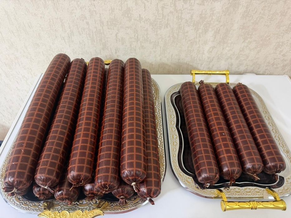 Колбаса домашняя из конины.