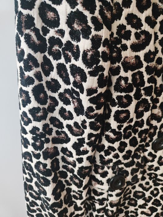 Палто на леопардов принт, р-р 34. H&M