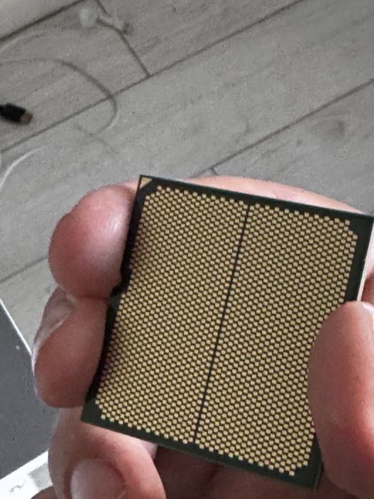 AMD Ryzen 7 7700