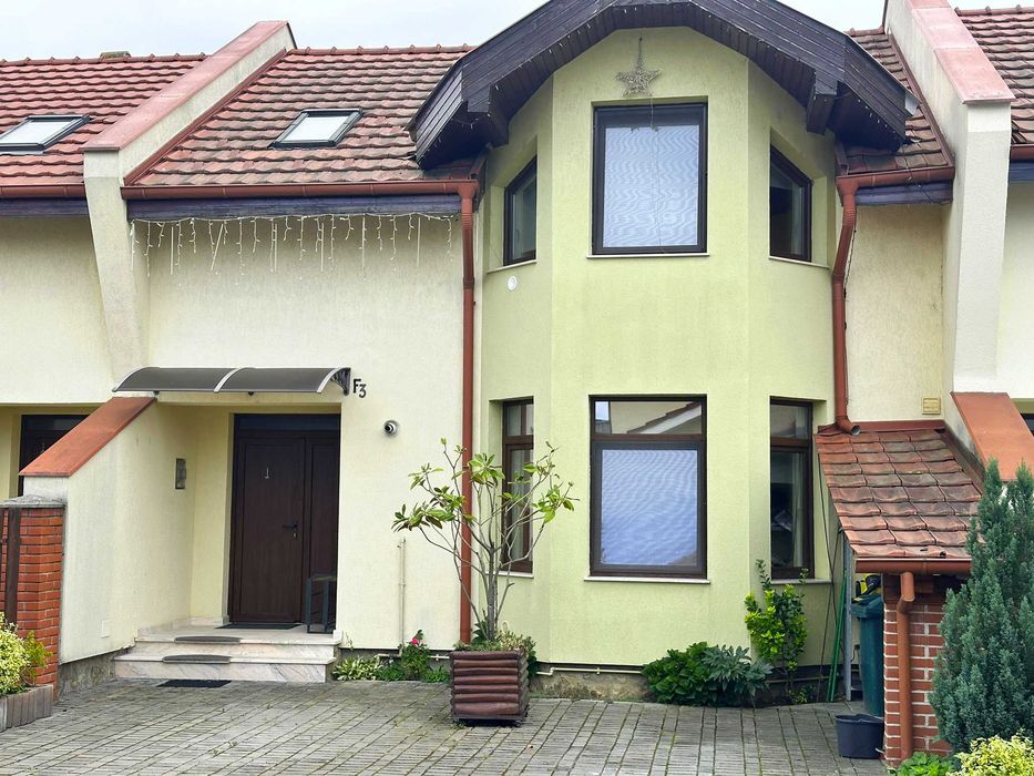 Chirie Casa Prietenia Baritiu