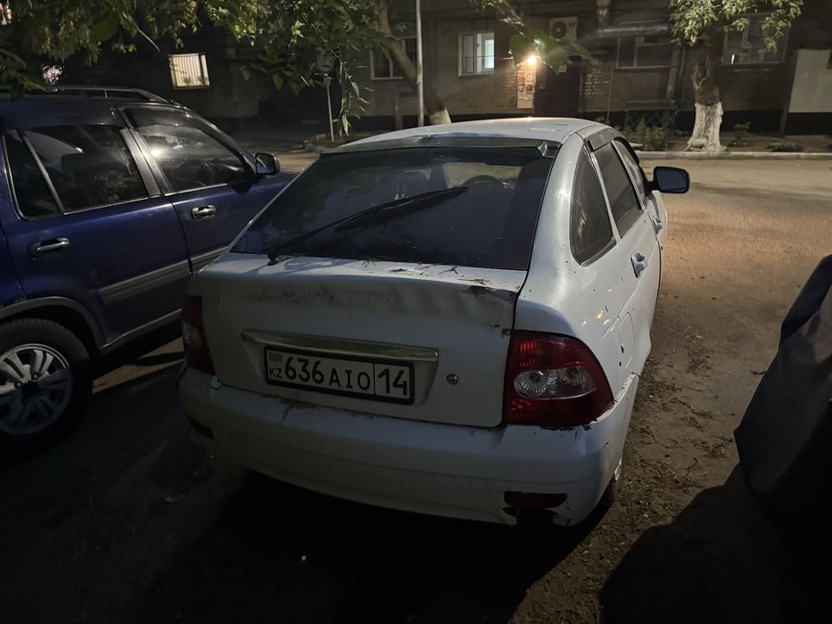 Приора продам торг