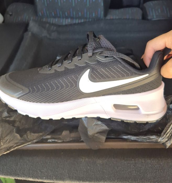 Кроссовки Nike W AIR MAX NUAXIS