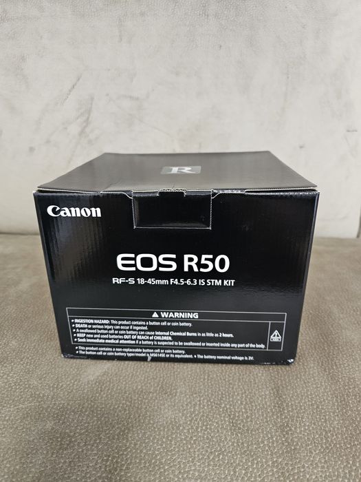 Fotocamera Canon EOS R50 RF-S 18-45mm nouă sigilată