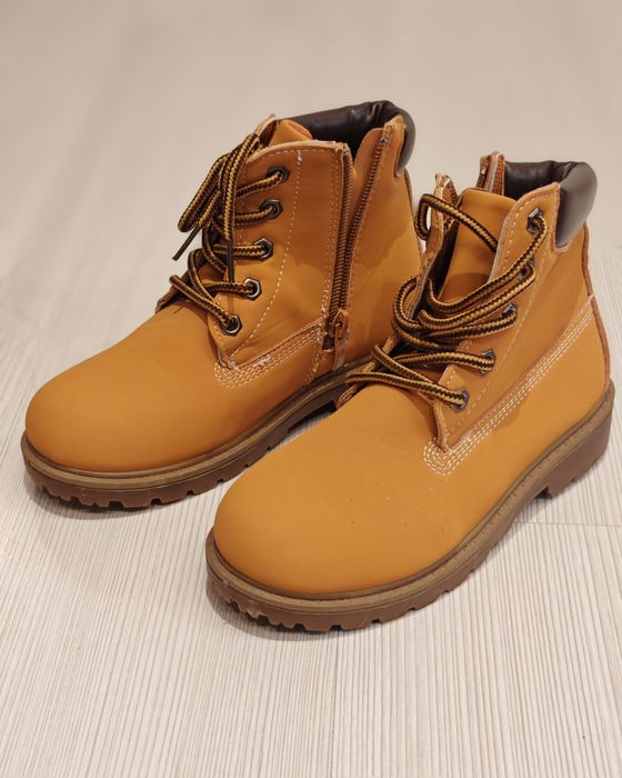 Vânzare bocanci/ghete iarna pt  copii 30/35