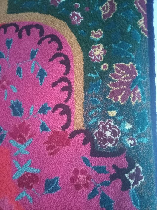 Продам покрывало ручной работы .