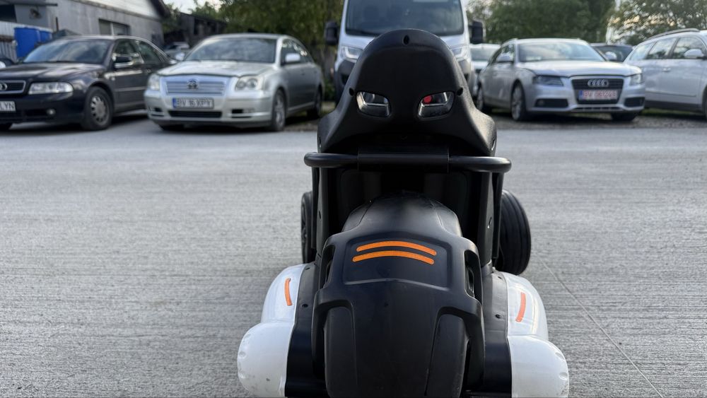 Masinuta electrica super calitate